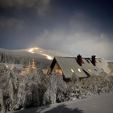 Gosciniec Janowa Gora - Agroturystyka Stronie Slaskie Exterior photo